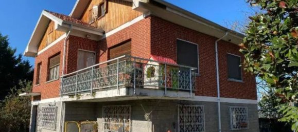 7 rooms Apartment in Sciolze, Italy No. 47215 2