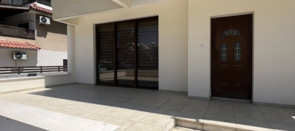 3 Schlafzimmer Wohnung in Larnaca, Zypern, Nr. 174612 2
