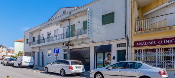 Casa de 3 dormitorios en Porto, Portugal No. 18327 2