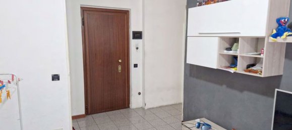 2 rooms Apartment in Baranzate, Italy No. 8354 3