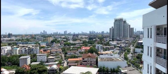 2 chambres Condo à Sukhumvit Plus


 Railay Beach, Thailand No. 32389 2