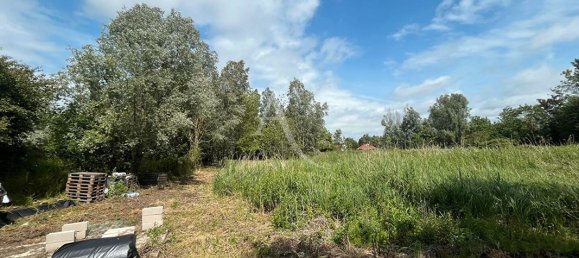  Land in Pas-de-Calais, France No. 331948 4