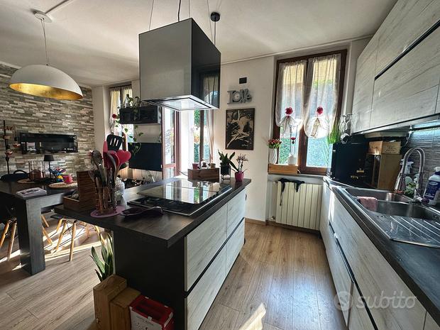 4-salle Maison à Masciago Primo, Italy No. 286527