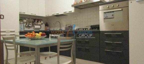 6 rooms House in Carrara, Italy No. 45795 36