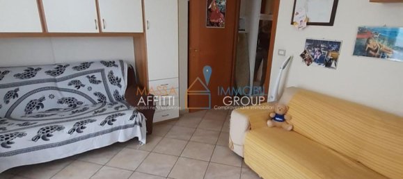 6 rooms House in Carrara, Italy No. 45795 9