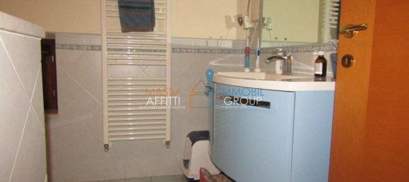 6 rooms House in Carrara, Italy No. 45795 11