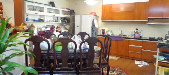 Apartamento de 3 dormitorios en Tay Ho, Vietnam No. 5956 2