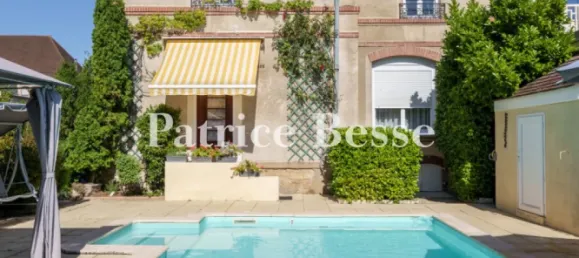 Villa T5 em Auxonne, France N.º 348176 2