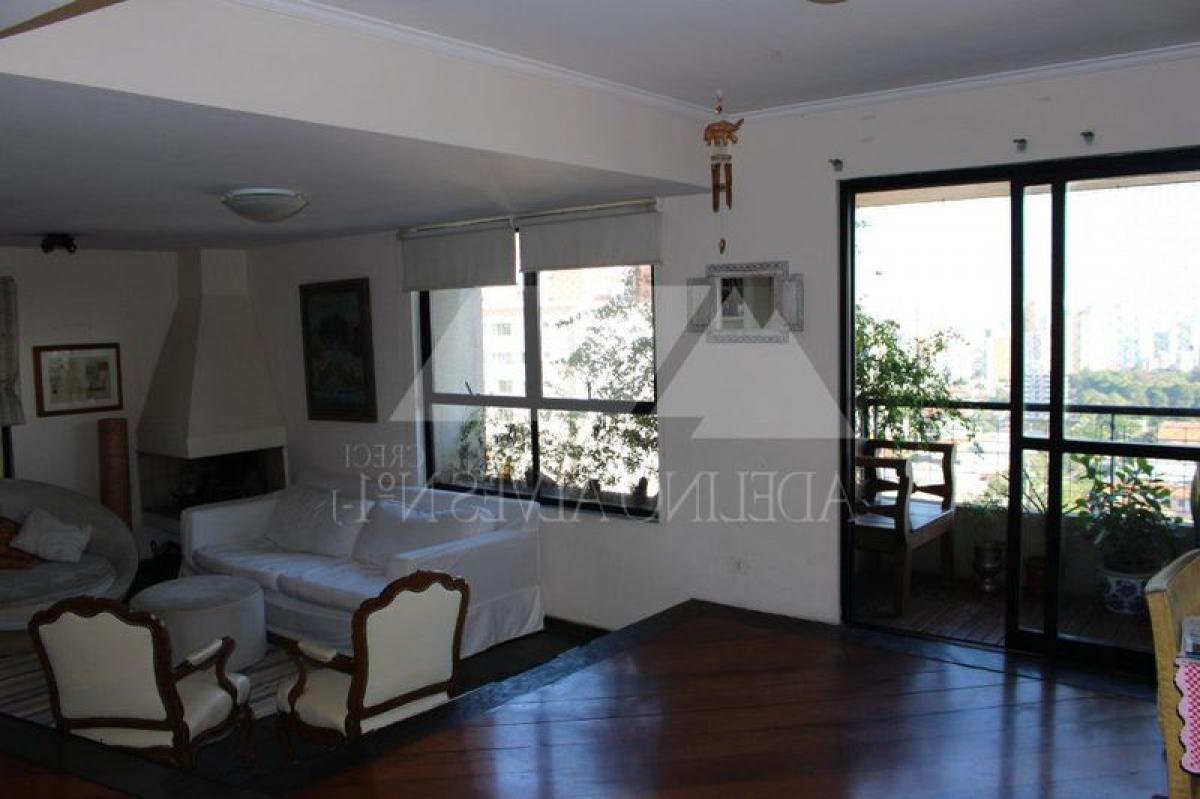 Apartamento de 4 dormitorios en Sao Paulo, Brazil No. 584370