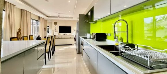 Вилла с 3 спальнями в Паттайя, Таиланд № 5830 17