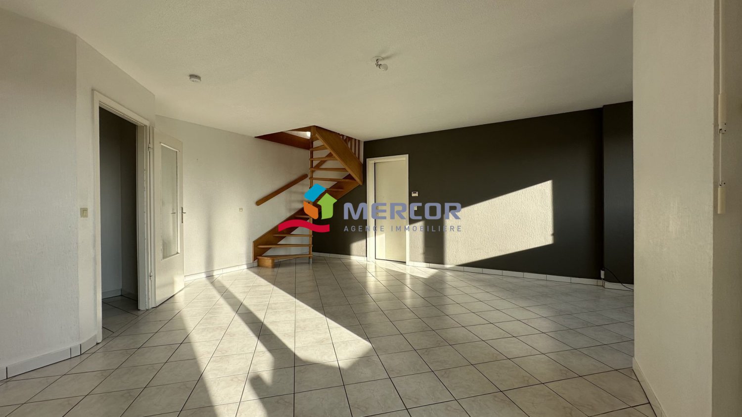 Квартира с 4 спальнями в Ольтзен, Франция № 70199