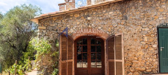 Вилла с 5 комнатами в Кампороссо, Италия № 306342 19