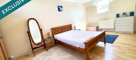 5 bedrooms House in Mayenne, France No. 305343 14