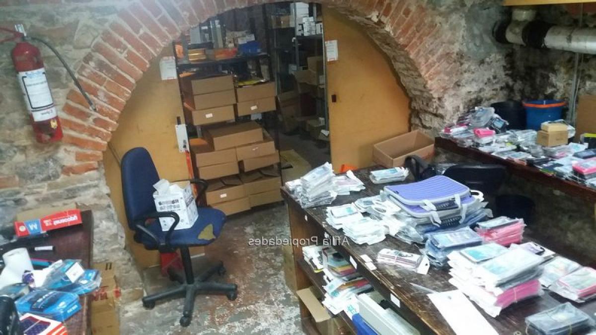 5 bedrooms House in Montevideo, Uruguay No. 11180