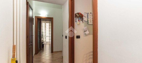 Квартира с 3 комнатами в Кьери, Италия № 1831 7