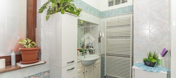 Квартира с 3 комнатами в Кьери, Италия № 1831 14