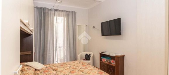 Квартира с 3 комнатами в Кьери, Италия № 1831 17