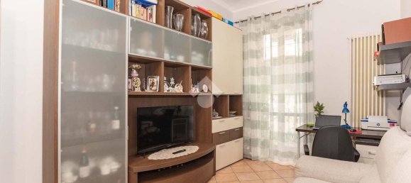 Квартира с 3 комнатами в Кьери, Италия № 1831 5