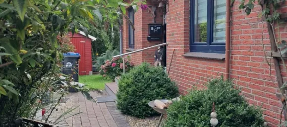 5 rooms Bungalow in Segeberg, Germany No. 366411 2