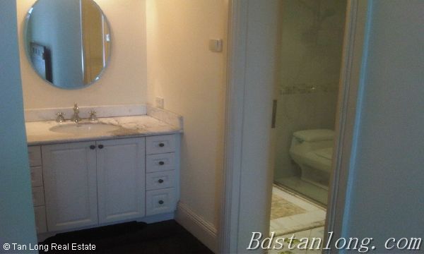 4 bedrooms Apartment in Nam Tu Liem, Vietnam No. 6725