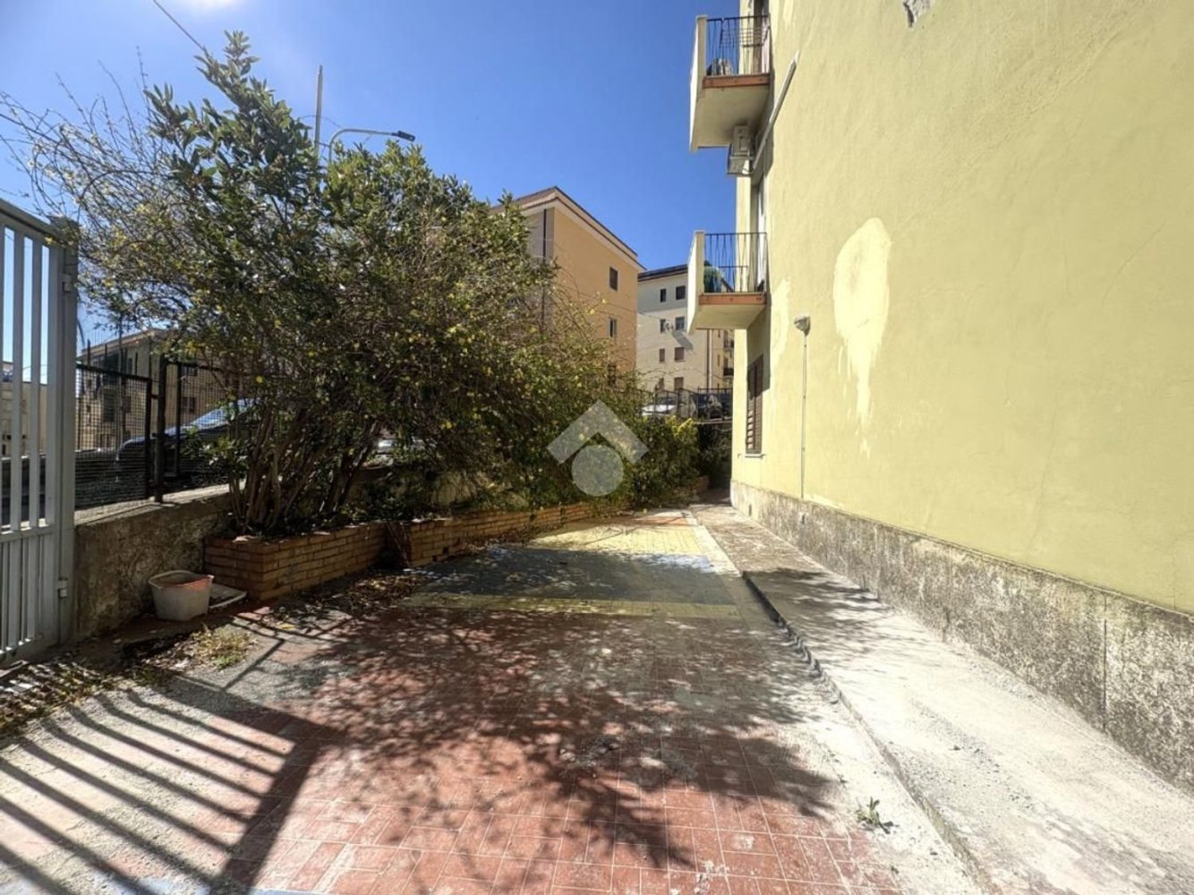 3-Zimmer Wohnung in Catanzaro, Italy, Nr. 36935