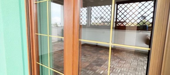 3 rooms Penthouse in Vigonza, Italy No. 14704 4