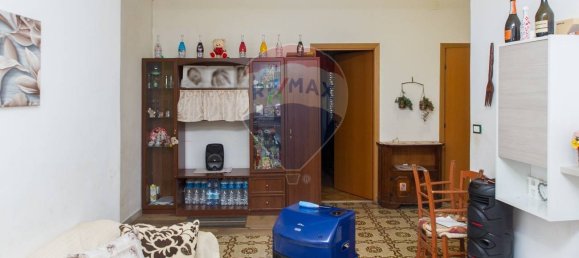 7 bedrooms Apartment in Adrano, Italy No. 137192 3