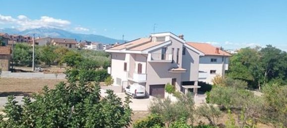 3 rooms Villa in Lanciano, Italy No. 30568 20