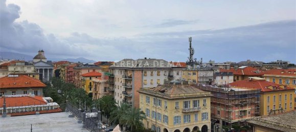 4 Schlafzimmer Penthouse in Chiavari, Italy, Nr. 173572 3