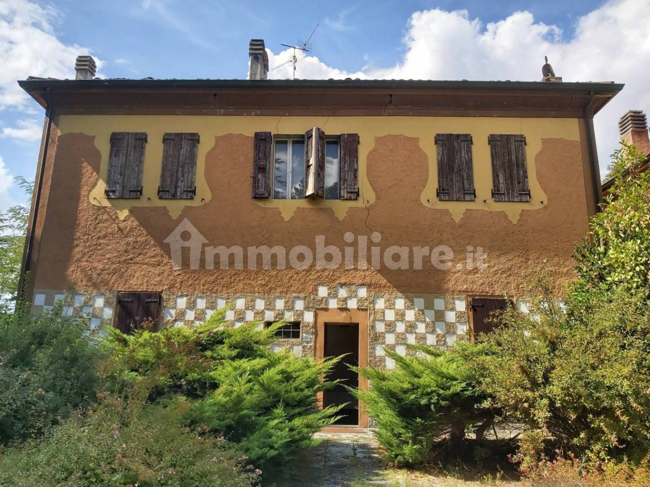 4 bedrooms House in Grizzana Morandi, Italy No. 146911