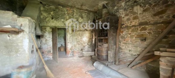 14-Zimmer Haus in Montevarchi, Italy, Nr. 77510 3