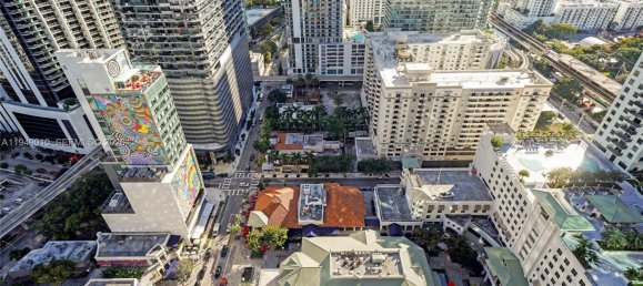 1 Schlafzimmer Gewerbliche Immobilien in Miami, USA, Nr. 615487 17
