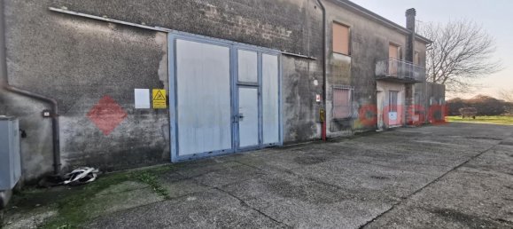 6 rooms House in Casaleone, Italy No. 170856 2