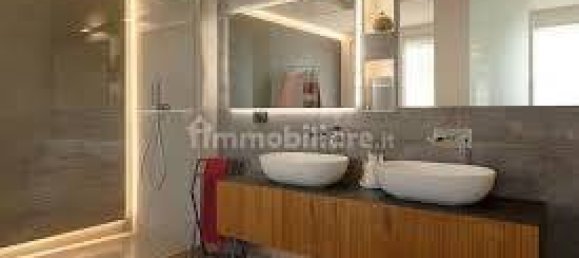 2 bedrooms Building in Roggiano Gravina, Italy No. 11093 2