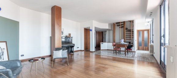 4 rooms Apartment in Milan, Italy No. 333224 4