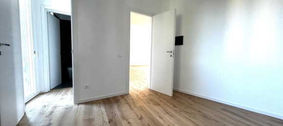 5 rooms Apartment in Treviso, Italy No. 216380 5