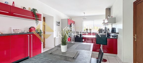 4 Schlafzimmer Haus in Vienne, France, Nr. 302350 7