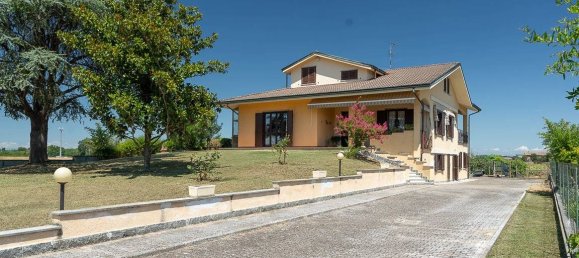 4 bedrooms Villa in Casei Gerola, Italy No. 295890 4