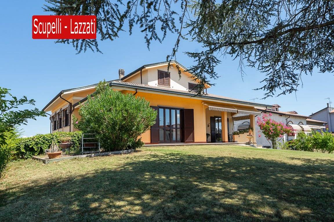 4 bedrooms Villa in Casei Gerola, Italy No. 295890