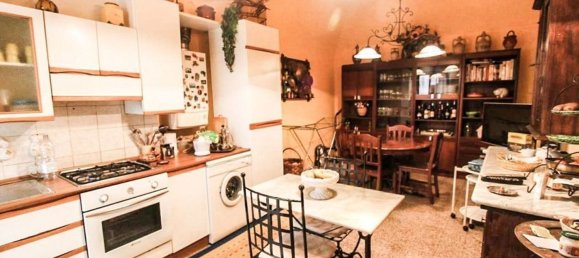 6 bedrooms Apartment in Sarzana, Italy No. 332902 13