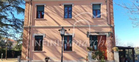 Villa de 4 dormitorios en Appignano, Italy No. 111713 9