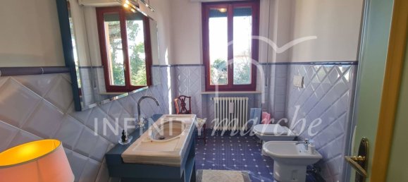 Villa de 4 dormitorios en Appignano, Italy No. 111713 30