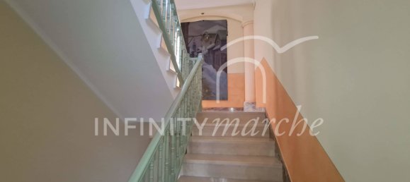 Villa de 4 dormitorios en Appignano, Italy No. 111713 34