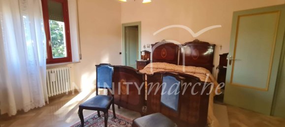 Villa de 4 dormitorios en Appignano, Italy No. 111713 24