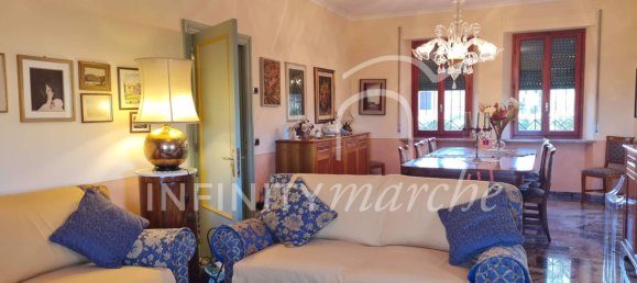 Villa de 4 dormitorios en Appignano, Italy No. 111713 15
