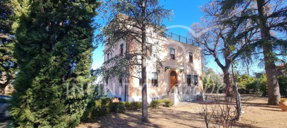 Villa de 4 dormitorios en Appignano, Italy No. 111713 12