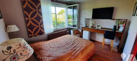 4 bedrooms House in Loire, France No. 343245 5