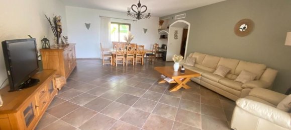 3 bedrooms Villa in Alpes-Maritimes, France No. 349567 3