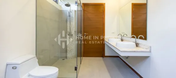 Casa de 4 dormitorios en Rawai, Thailand No. 60946 11