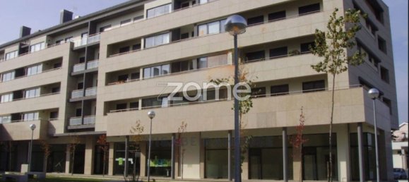 227m² Commercial property in Viseu, Portugal No. 61251 5
